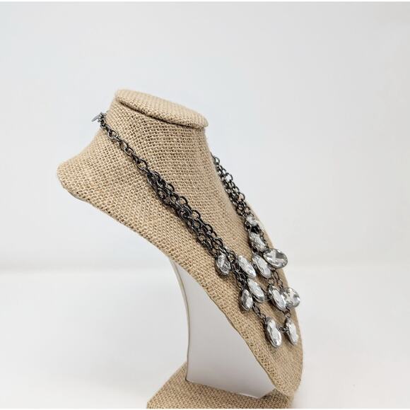 Chico's Necklace Gunmetal Silver Multi-Strand Layered Chain Oval Faux Jewel - Picture 3 of 6